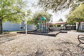 Walk to Gulf Coast: Biloxi Condo w/ Pool Access