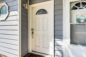 Walk to Gulf Coast: Biloxi Condo w/ Pool Access