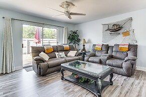 Walk to Gulf Coast: Biloxi Condo w/ Pool Access