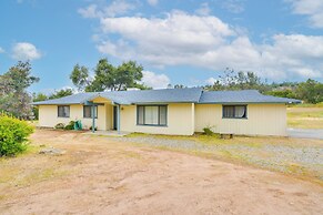 Boat, Fish & Golf: Coarsegold Retreat w/ Hot Tub