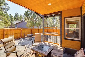 Hot Tub & Outdoor Living: Relaxing Show Low Cabin