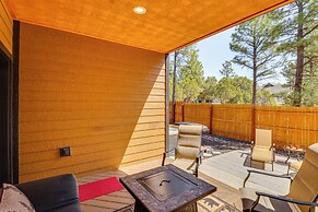 Hot Tub & Outdoor Living: Relaxing Show Low Cabin