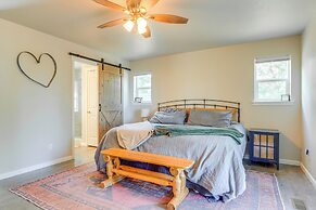 Post Falls Mountain Escape w/ Stunning Views!