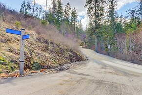 Post Falls Mountain Escape w/ Stunning Views!