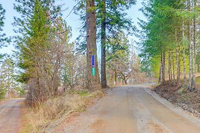 Post Falls Mountain Escape w/ Stunning Views!