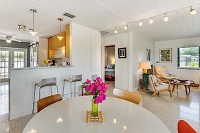 3 Mi to Englewood Beach: Home w/ Patio & BBQ