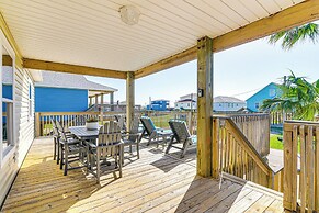 1 Block to Surfside Beach: Home w/ Gulf Views!