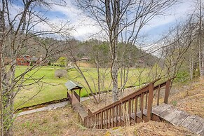 Mtn-view Home w/ Deck, Fire Pit & BBQ in Almond