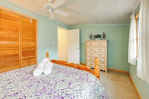 Mtn-view Home w/ Deck, Fire Pit & BBQ in Almond