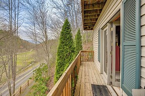 Mtn-view Home w/ Deck, Fire Pit & BBQ in Almond