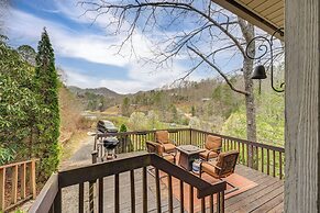 Mtn-view Home w/ Deck, Fire Pit & BBQ in Almond