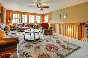 Mtn-view Home w/ Deck, Fire Pit & BBQ in Almond