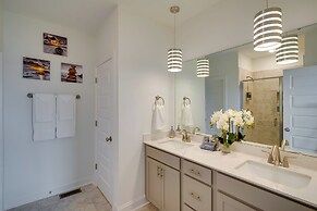Modern Downtown Apt w/ Balcony in Wake Forest!