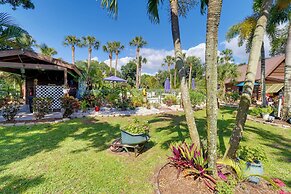 Fish On-site: Okeechobee Cabin w/ Pool Access