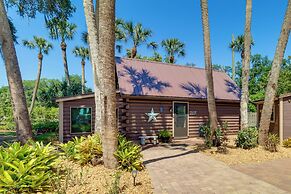 Fish On-site: Okeechobee Cabin w/ Pool Access