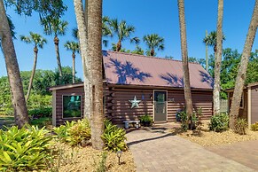 Fish On-site: Okeechobee Cabin w/ Pool Access