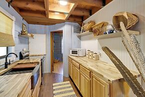 Fish On-site: Okeechobee Cabin w/ Pool Access
