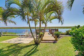 Access to Lake Okeechobee: Cabin w/ Perks!