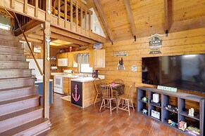 Access to Lake Okeechobee: Cabin w/ Perks!