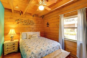 Access to Lake Okeechobee: Cabin w/ Perks!