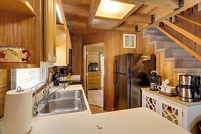 Cabin w/ Boat Launch & Pool Access in Okeechobee