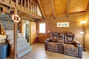 Lake Okeechobee Cabin w/ Boat Launch & Patio