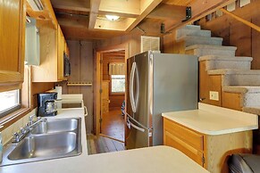 Lake Okeechobee Cabin w/ Boat Launch & Patio