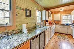 Historic Manor w/ Screened Porch in Elizabeth City