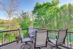 8 Mi to Ozark Folk Center: Home w/ Hot Tub & Deck