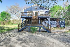 8 Mi to Ozark Folk Center: Home w/ Hot Tub & Deck