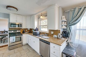 Belleville Lake House w/ Boat Dock & Patio!