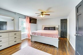 Belleville Lake House w/ Boat Dock & Patio!