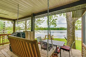 Lakefront Getaway w/ Dock in Akron