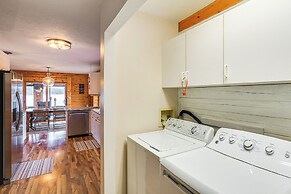 Lakefront Getaway w/ Dock in Akron