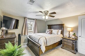 Truman Lake Retreat: Large Deck & On-site Fishing!