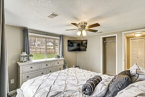 Truman Lake Retreat: Large Deck & On-site Fishing!