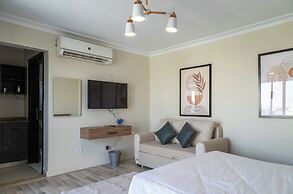 Settle Inn Sodic Eastown Studio