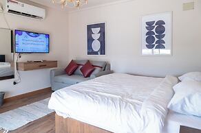 Settle Inn Sodic Eastown Studio