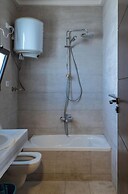 Settle Inn Sodic Eastown Studio