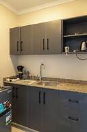 Settle Inn Sodic Eastown Studio