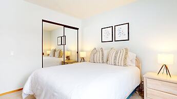 Snowcreek Iv #594 3 Bedroom Condo