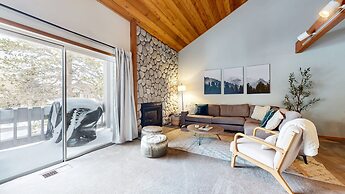 Snowcreek Iv #594 3 Bedroom Condo