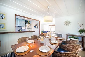 Bz92 Casa 600m Rua das Pedras 4 suítes