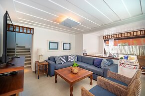 Bz92 Casa 600m Rua das Pedras 4 suítes