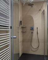 KT Estates Resort  Spa Frankfurt