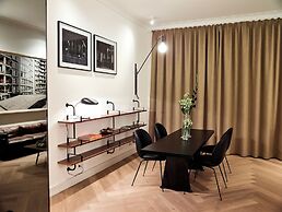 Townhouse by THE QVEST