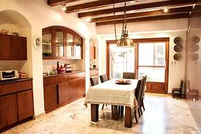 Luxury Guayllabamba House Gym Jacuzzi Parking Pool Wifi