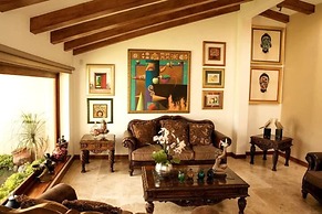 Luxury Guayllabamba House Gym Jacuzzi Parking Pool Wifi