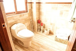 Luxury Guayllabamba House Gym Jacuzzi Parking Pool Wifi