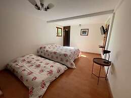 Luxury Guayllabamba House Gym Jacuzzi Parking Pool Wifi